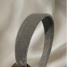Elegant French Headband With Wide Velvet Edge - Light Grey - View 2