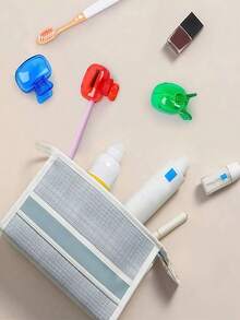 2/4/8pcs Portable Toothbrush Head Covers, Plastic Material, Size 4.5cm/1.8in | Ideal For Travel Essential Toothbrush Covers | Portable Plastic Toothbrush Case With Easy Open And Close Storage Box - Transparent Blue Protective Cover, Bathroom Accessory Essential For Home And Travel, Alcohol-Free - Multicolor - View 9