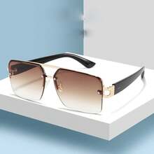 1 Pair Fashionable Oversized Half-Frame High-End Metal Fashion Glasses For Men & Women