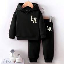 Conjunto de sudadera con capucha de forro polar y pantalones con estampado de letras divertido para niño pequeño, conjunto de moda casual para otoño e invierno