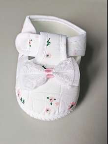 1 Pair Infant Girl Princess Shoes Socks, Lace Bow Soft Bottom Non-Slip Prewalker Shoes, Suitable For 0-12 Months Infants - White - View 2