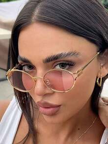 Retro Oval Fashionable Eyeglasses, Designer Metal Frame Eyewear, 2025 New Narrow Geometric Eyeglasses, Compact Design. Women's Asymmetric Rectangular Fashionable Eyeglasses And Beach Accessories. Basic Eyeglasses And Women's Summer Essentials, Suitable For Work And Casual Outfits. Perfect Gift For Summer Beach Vacation, Outdoor Trip, And Travel. Retro Square Frame Eyeglasses, Suitable For Outdoor, Back To School Outfits. Oval Frame - Multicolor - View 11