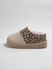 1 Paio di nuovi ciabattine da bambino stile basso in camoscio sintetico color cachi, con fodera in morbida pelliccia, motivo a pois neri, punta tonda, alla moda, confortevoli, calde, stile casual, adatte per l'uso invernale in casa e all'aperto (il motivo è casuale)