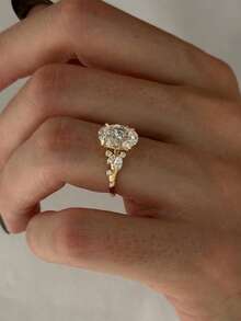 1 Piece Shiny Micro-Zirconia Fashion Women's Ring Exquisite Temperament And Versatile Model Suitable For Parties, Birthdays, Parties, Festivals, Engagement Wear, Full Of Luxury, Can Be Given To Girlfriends And Lovers