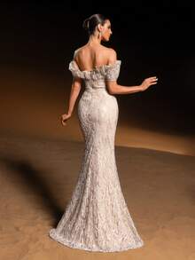 Faeriesty Haute Glamour Elegant Sparkly Sequin Maxi Off-Shoulder Evening Gown With Sparkling Crystal-Beaded Accents For Red Carpet Events, Luxury Weddings, Black-Tie Gala Dinners, And Editorial-Ready Fashion Show Outs For Women - Màu be - Xem 2