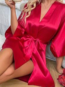 1pc Women's Solid Color Elegant Tie Waist Autumn/Winter Robe, Sexy Short Satin Silk Soft Sleepwear, Suitable For Brides, Bridesmaids, Home Wear, Wedding Season Short Dress Robe, Monogram Print, Kimono And Nightgown