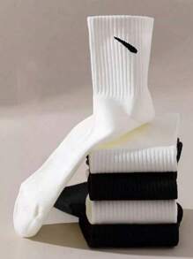 2/5/10 pares de meias femininas, meias de algodão, meias pretas, meias brancas, meias femininas, meias fofas, meias femininas, meias outono/inverno/primavera/outono/verão, detalhes respiráveis em malha, design de orifício respirável em trilho guia, absorção de umidade, macio e suave, adequado para vários feriados, esportes, lazer, negócios e outras roupas diárias, pode ser usado o ano todo, combinações de cores são aleatórias.