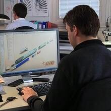 BIC Cristal Xtra Smooth Blue Ballpoint Pens, Medium Point (1.0mm), 24-Count Pack, Extra Smooth And Reliable Ballpoint Pens - 藍色 - 查看 7