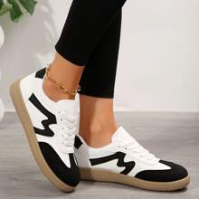 2025 New Flat Bottom Plus Size German Style Casual Sports Versatile Student Sneakers, Patchwork White Shoes,