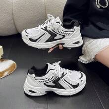 新款女士休闲运动鞋，厚底运动鞋，男女情侣鞋，适合所有季节 - 黑與白 - 查看 9