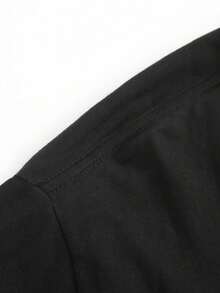 Falling In Reverse Graphic T-Shirt For Men - 100% Cotton Skeleton Hand Print, Bold And Edgy Design, Perfect For Music Festivals And Concerts,  Streetwear Style, Unique Gift IdeaFalling In Reverse Graphic T-Shirt For Men - 100% Cotton Skeleton Hand Print, Bold And Edgy Design, Perfect For Music Festivals And Concerts,  Streetwear Style, Unique Gift Idea - 黑色 - 查看 2