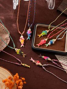 1 件可爱金色活动小鱼吊坠项链，镶嵌锆石，镀 18k 金，适合日常佩戴、旅行和派对，可送给妻子、母亲、女朋友、女士首饰、女士吊坠项链、镀金首饰