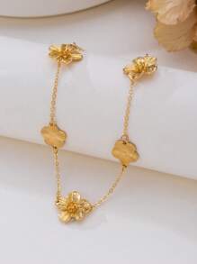 1pc Elegant Luxury Textured Gold Lucky Clover & Daisy Pendant Necklace, Fashion Sweater Chain For Women