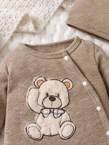 新生儿小熊印花长袖撞色按扣连脚连体衣，舒适日常穿着，适合男宝宝