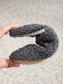 Men's Soft Bottom Simple Thin Sole Lightweight White/Black Slippers, Fashion Indoor Home Flat Thermal Slippers, Fluffy Elegant College Style Warm Slippers For Autumn/Winter