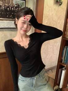 New Lace Long Sleeve Base Layer T-Shirt, Short Fitted V-Neck Top - Black - View 5