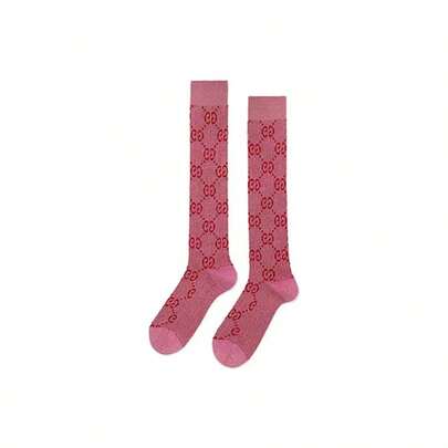 Gucci 1 Pair Fashion-Forward Knee-High Socks , Featuring Bold Interlocking GG Monogram Pattern In Roseate Pink, Ribbed Cuff And Shine Finish – Gucci Lamé GG Calf-Length Socks For Women's Stylish Casual, Streetwear Statement Or Luxury Gift Accessory