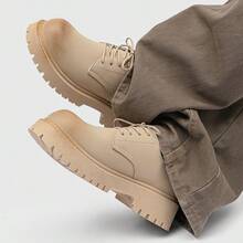 2025 Novos Botas de Cano Baixo para Homens, Outono/Inverno, Sapatos de Trabalho Retrô, Tênis Casuais de Sola Grossa