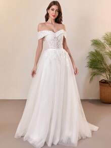 Vestido de novia con hombros descubiertos, decorado con encaje y perlas - Blanco - Ver 4