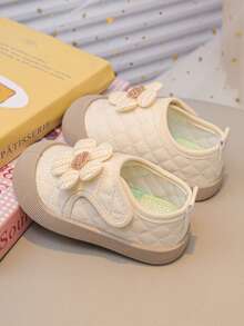 Sapatos casuais de sola macia para meninas, sapatilhas respiráveis e sem cadarço, sapatos de princesa versáteis e modernos para primavera/outono