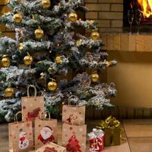 6 pièces Sacs cadeaux de Noël avec poignées, sacs cadeaux en papier de carte de Noël - motifs Père Noël, renne et bonhomme de neige, sacs de shopping de Noël, sacs de rangement, sacs fourre-tout, convient pour les achats de Noël et les cadeaux de fête, pour emballer les cadeaux, petits sacs cadeaux en papier de Noël, décorations de Noël, salle de classe, mariage