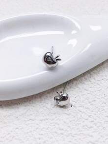 FOREVER QUEEN 1 par de brincos de maçã em prata esterlina S925 para mulheres, com um design leve, luxuoso e minimalista. Adequado para mulheres, ideal para uso diário e um presente perfeito para namoradas, mães e irmãs.