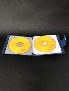 حقيبة تخزين محمولة للأقراص المدمجة تتسع ل24 قرص، منظم تخزين أقراص مدمجة/أقراص رقمية متعددة الوسائط، حقيبة حمل، حقيبة تخزين أقراص بلو-راي، ألبوم صور، وحقيبة حمل متوفرة بأربعة ألوان. تشمل هذه الحقيبة التخزينية منظم أقراص مدمجة، حقيبة أقراص مدمجة للسيارة، حالة واقية، حقيبة تخزين، علبة أقراص رقمية متعددة الوسائط بسعة كبيرة من البلاستيك الصلب، وعلبة/صندوق تخزين أقراص مدمجة محمولة مزودة بسحاب مناسبة للاستخدام في السيارة، في المنزل، أو أثناء التنقل. ضروري للعودة إلى المدرسة.