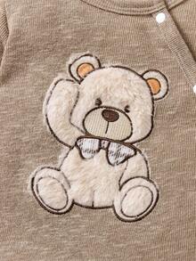 新生儿小熊印花长袖撞色按扣连脚连体衣，舒适日常穿着，适合男宝宝