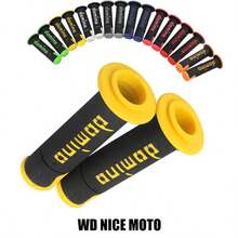Los nuevos manillares de motocicleta vienen con tapones de goma y manillares multicolor que no se deforman fácilmente. La cubierta de goma para manillares de motocicleta todoterreno es fácil de instalar, hermosa y colorida, de alto rendimiento, alta resistencia al agarre, duradera y antideslizante