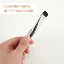 Pincel de maquiagem para base com lâmina ultrafina, pincel de base com cabeça plana, pincel para base líquida facial, pincel de maquiagem facial ultrafino com cabeça plana, pincel de maquiagem para misturar creme de máscara, ferramentas de pincel de base com cerdas sintéticas macias, design portátil, adequado para uso doméstico, em salões de beleza e viagens. Ideal para maquiagem líquida, um ótimo presente de Natal e Halloween para familiares e amigos.