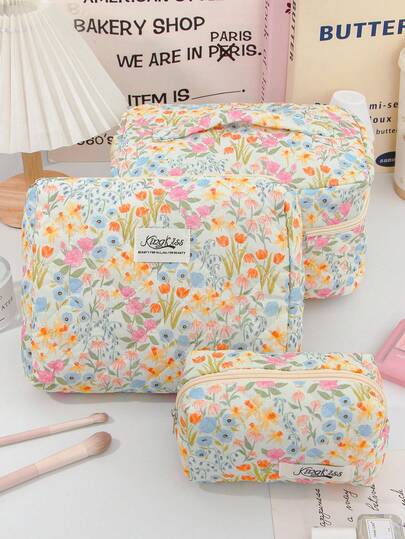 1Pc/3 Pcs Flower Pattern Cosmetics Storage Bag Quilted Travel Toiletry Bag Colorful Flower Print Makeup Bag Set Large Capacity Travel Cosmetics Bag Bohemia Style Make Up Pouch Portable Items Organizer Handbag Travel Essentials Storage Bag Back To School Supplies Soft Fabric Makeup Bags Fashionable Purses And Bags For Women Suitable For Home, Travel, Vacation And School Use Bedroom Essentials, Wedding Bridesmaid Gifts, Mom Gifts, Birthday Gifts