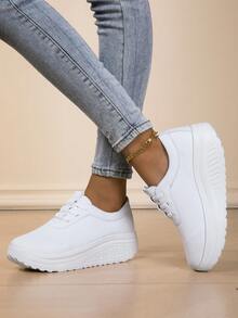 Autumn/Winter New Thick Sole Women Shoes, Casual Shake Shoes, Height Increasing Shoes, Solid Color Shoes, Dirt-Resistant, Fashion Design, Versatile Women Shoes