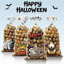 50 pièces de sacs transparents pour collations, bonbons, thème d'Halloween avec imprimés de citrouilles et de crânes. Sacs cadeaux d'emballage pour fête de vacances avec attaches torsadées