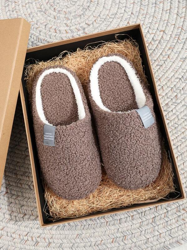 Pantofole da uomo con suola morbida, semplice e sottile, leggere, di colore bianco/nero, alla moda per uso interno, pantofole soffici e calde con uno stile elegante da college per l'autunno/inverno