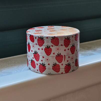 1 件 50 毫米 4 层锌合金金属研磨器，带有可爱的红色草莓图案，吸烟配件，送给女朋友的礼物，节日礼物