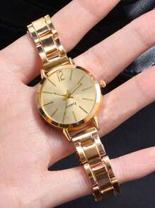 2PCS Digital Small Disc Girls Quartz Watch With Bracelet Is Perfect For Daily Wear, Back-To-School Season, Thanksgiving, The Best Gift For Couples