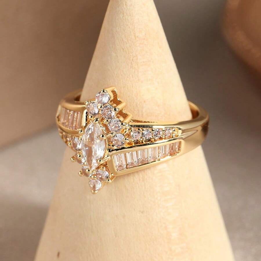 1 Extremely Elegant Gold Lady's Engagement Statement Ring Set With Rhombus-Cut Square Crystal - Luxury Party Jewelry, Suitable For Banquets And Gifts, Y2K/Party Style Golden Ring Jewelry For Women High Quality - Golden - View 1