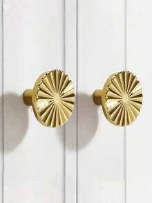 10pcs Circular Sunflower Shaped Drawer Pulls, Suitable For Wardrobe, Cabinet, Shoe Cabinet, Vanity, Furniture, Door Handles, Copper Material, Screws Included, Decorative Atmosphere Gift, Fun Surprise Gift - Gold - View 3