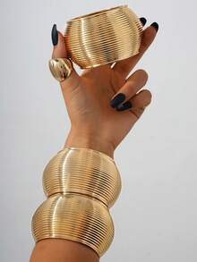 1pc Retro Exaggerated Punk Style Acrylic Asymmetric Bracelet, Minimalist Thick Multi-Color Beaded Bracelet, Suitable For Women's Daily Commute, Gathering With Friends, Romantic Vacation, Street Photography, Fashion Show Accessories (The Texture And Color Of The Bracelet Are Subject To The Actual Item) - Brown Flocked Vertical Striped Set 2 - View 11