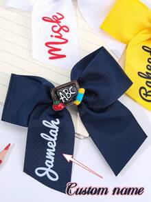 1/2 piezas Pinzas de pelo personalizadas para volver a la escuela, Pinzas de pelo con nombre personalizado de mujer/niña, manzana, ABC, lápiz, pizarra, lazo, nombre personalizado, blanco, amarillo, azul marino, lazo de cinta de satén para volver a la escuela Pinzas de cocodrilo - Multicolor - Ver 1