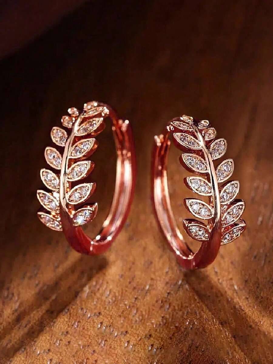 一对优雅的立方氧化锆耳环，适合女性佩戴，可作为结婚纪念日、订婚派对首饰或情人节礼物。 - 玫瑰金 - 查看 1