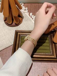 1pc Women's Quartz Watch, Minimalist New Design With Rhinestones, Elegant & Fashionable, Versatile For Casual Wear - Gold - View 2