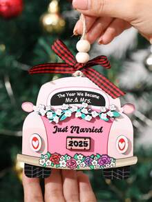 The Year We Become Mr And Mrs, Wedding Car Shape Hanging Decorations, Just Married 2025, Christmas Wedding Wooden Ornament, Christmas Tree Wooden Decorations, Romantic Couple Gift, Anniversary Wedding Gifts, Wedding Gift For Newlywed Couple Home Decor Christmas Decorations Room Decor