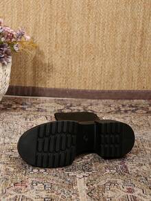 2-2025 Uniwersalne botki podwyższające dla kobiet o niskim wzroście, zamek błyskawiczny z tyłu, podeszwa na platformie, miękka skóra, jesień/zima