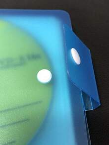 حقيبة تخزين محمولة للأقراص المدمجة تتسع ل24 قرص، منظم تخزين أقراص مدمجة/أقراص رقمية متعددة الوسائط، حقيبة حمل، حقيبة تخزين أقراص بلو-راي، ألبوم صور، وحقيبة حمل متوفرة بأربعة ألوان. تشمل هذه الحقيبة التخزينية منظم أقراص مدمجة، حقيبة أقراص مدمجة للسيارة، حالة واقية، حقيبة تخزين، علبة أقراص رقمية متعددة الوسائط بسعة كبيرة من البلاستيك الصلب، وعلبة/صندوق تخزين أقراص مدمجة محمولة مزودة بسحاب مناسبة للاستخدام في السيارة، في المنزل، أو أثناء التنقل. ضروري للعودة إلى المدرسة.