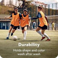 Sof Sole Calcetines Deportivos de fútbol para Hombres y jóvenes - Naranja - Ver 3