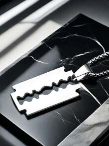 Unisex Stainless Steel Razor Blade Long Necklace, Punk Gothic Steampunk Rock Hip Hop Style Necklace Pendant