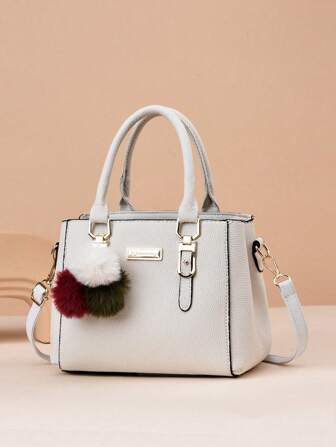 荔枝压花方形包袋绒球装饰PU，送给妈妈的母亲节礼物，有史以来最好的母亲节礼物