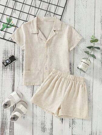 男孩雙口袋襯衫和短褲