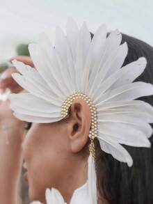 欧美设计红色羽毛耳环，适合化妆和化妆舞会的流苏耳环，独特的女性配饰 - 槍蒙特 - 查看 3